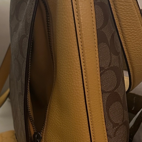 Coach Tan and Brown Signature Shoulder Bag/Crossbody with matching wallet - Picture 9 of 14